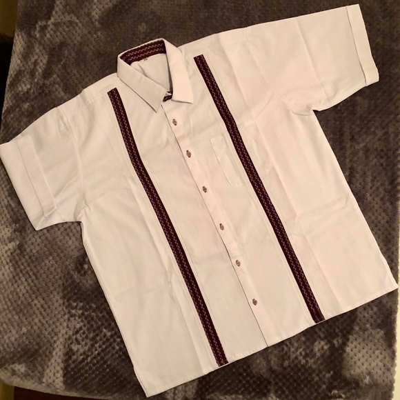 BRAND NEW WHITE DRESS SHIRT - Picture 2 of 4